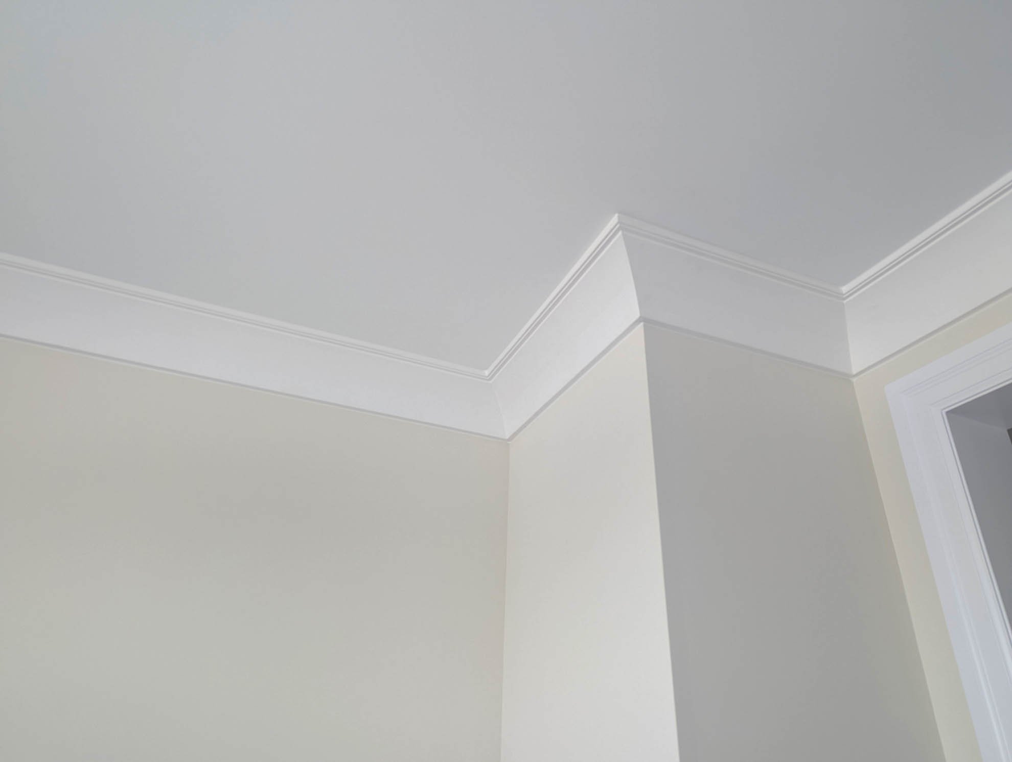 Crown moulding installation in Toronto condominium