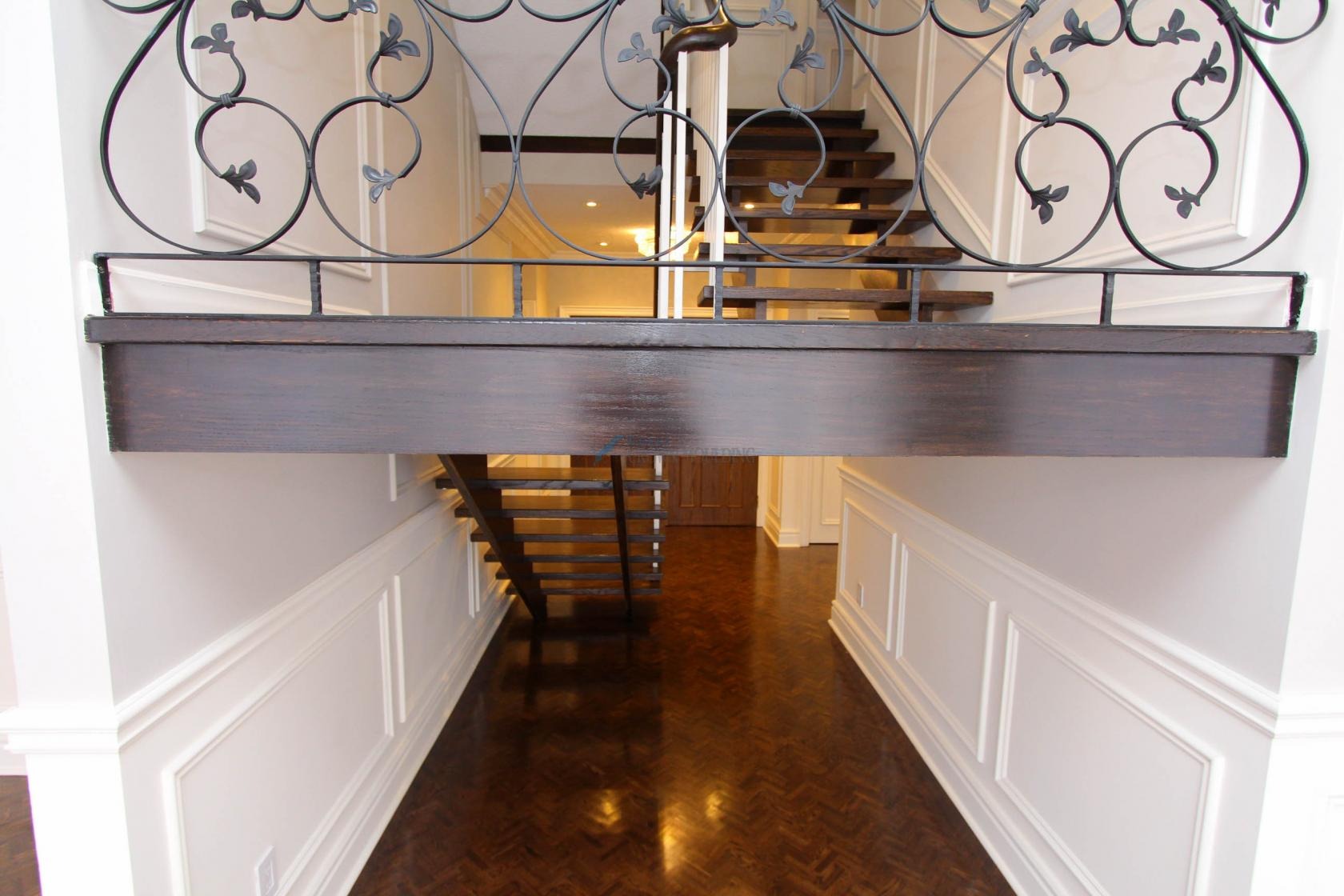 Condo crown moulding and wainscoting project in Toronto