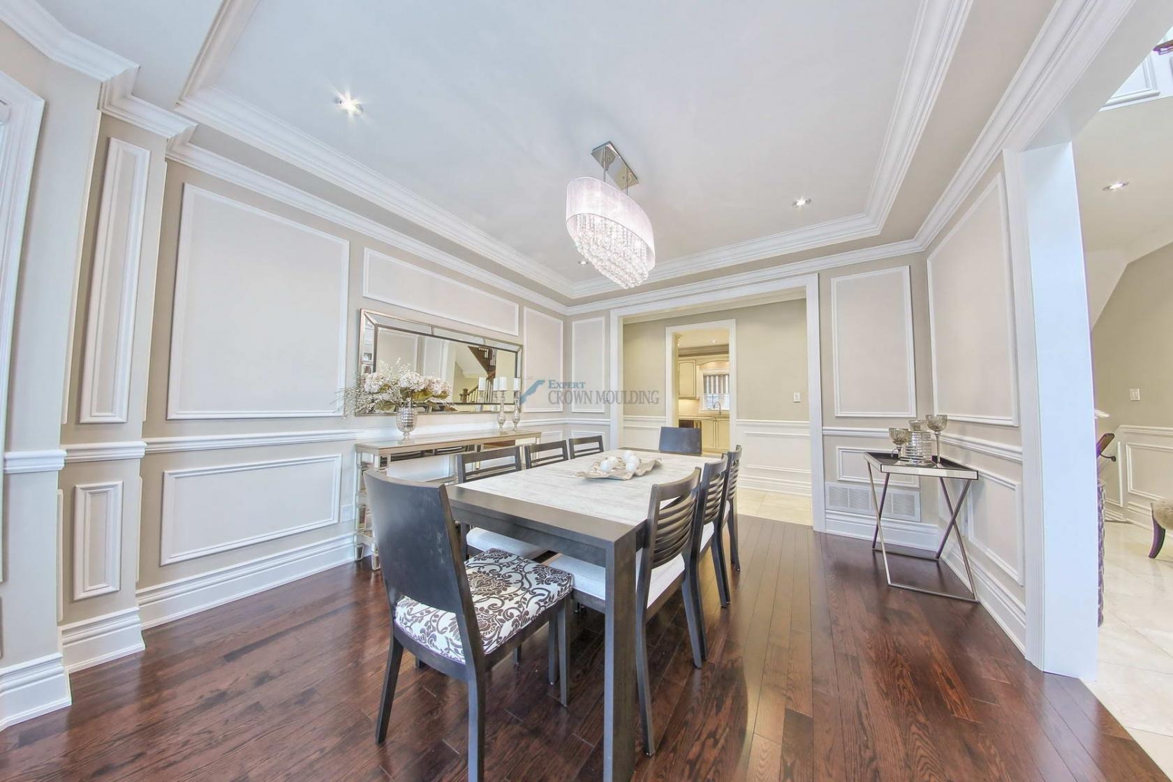 Crown moulding and wainscoting project in Vaughan