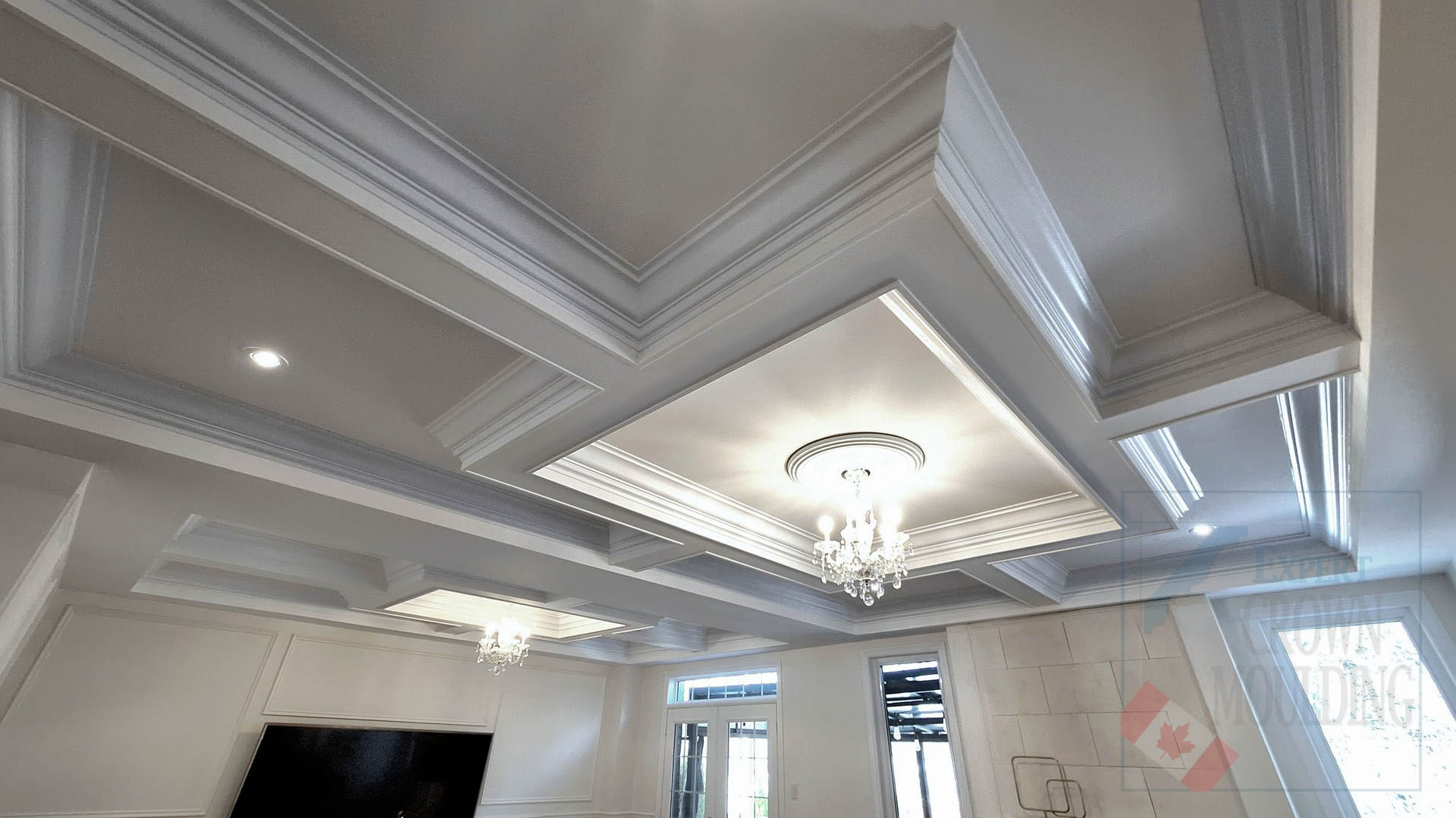 Crown moulding, waffle ceiling and wainscoting project in Markham